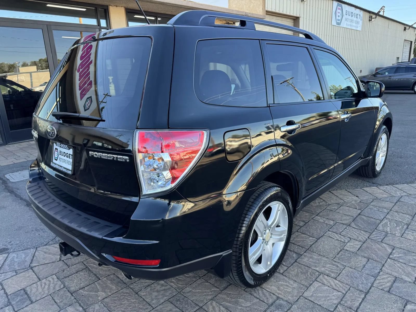 Used 2009 Subaru Forester 2.5X Limited AWD/4WD image 2