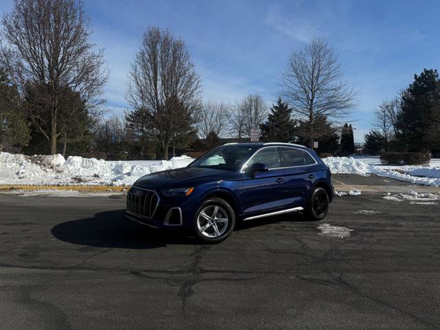 Used 2024 Audi Q5 2.0T Premium w/ Convenience Package