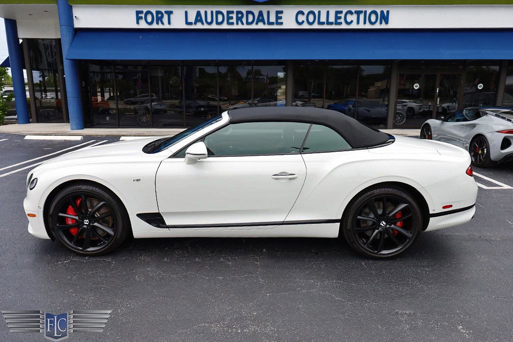 Used 2022 Bentley Continental GT V8 image 11