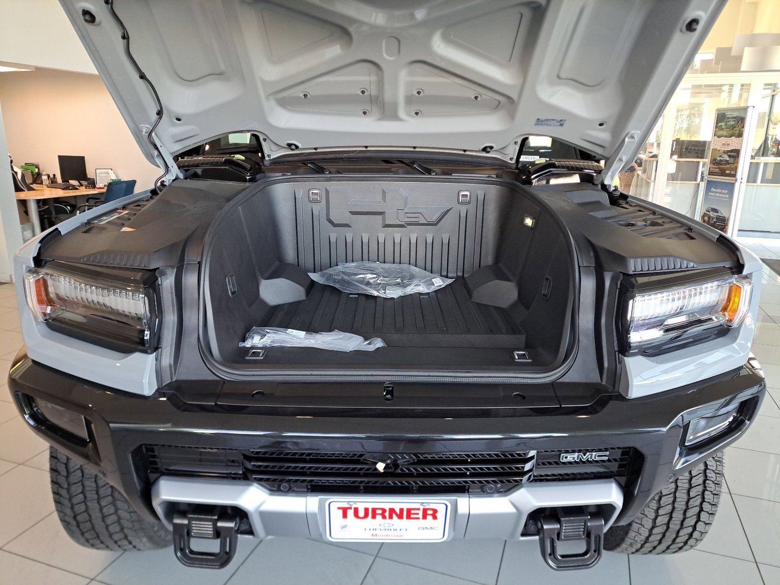 New 2026 GMC Hummer EV SUV image 13
