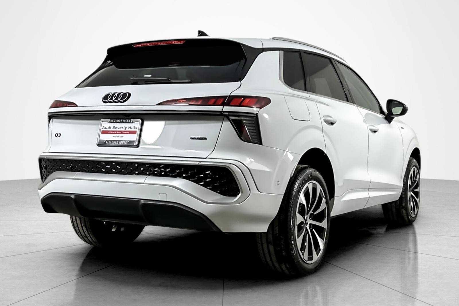 New 2026 Audi Q3 quattro 2.0T image 6
