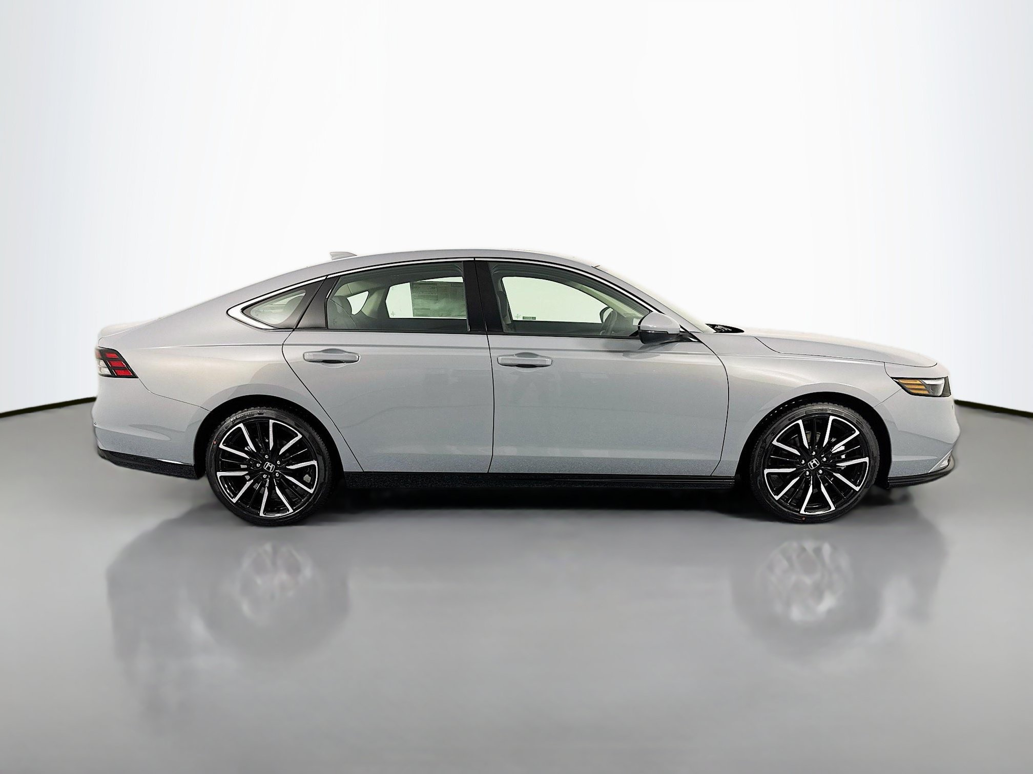 New 2026 Honda Accord Touring image 4