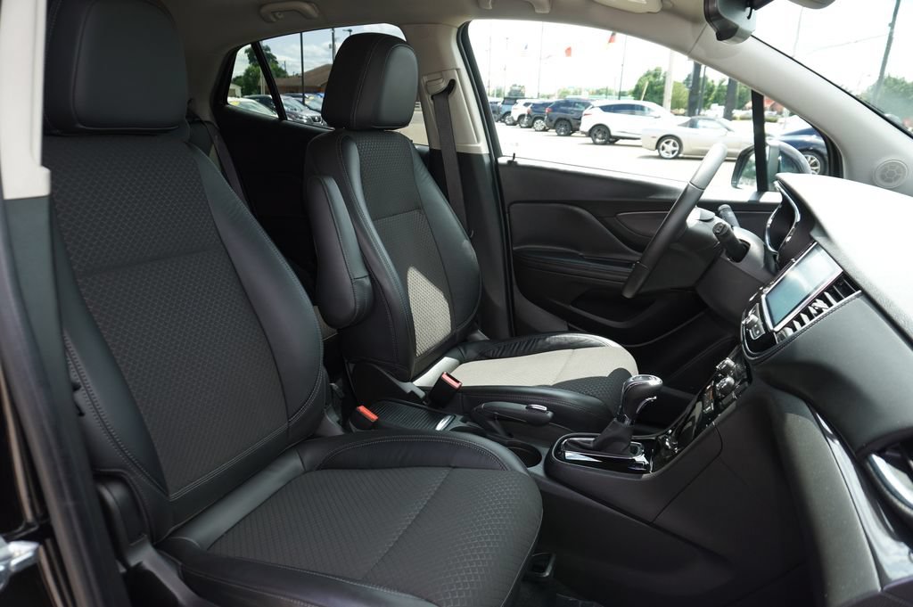 Used 2017 Buick Encore Sport Touring w/ Safety Package AWD/4WD image 29
