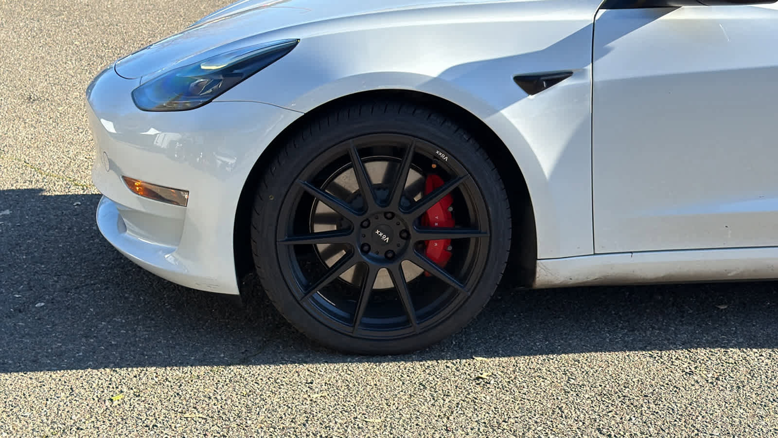 Used 2023 Tesla Model 3 Performance image 9