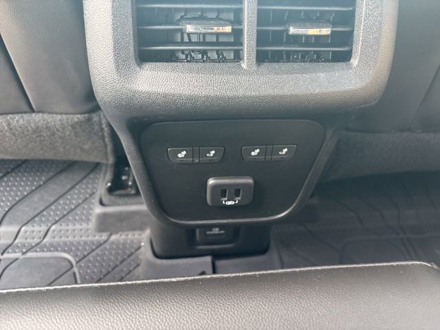 Used 2019 Chevrolet Equinox Premier AWD/4WD image 23