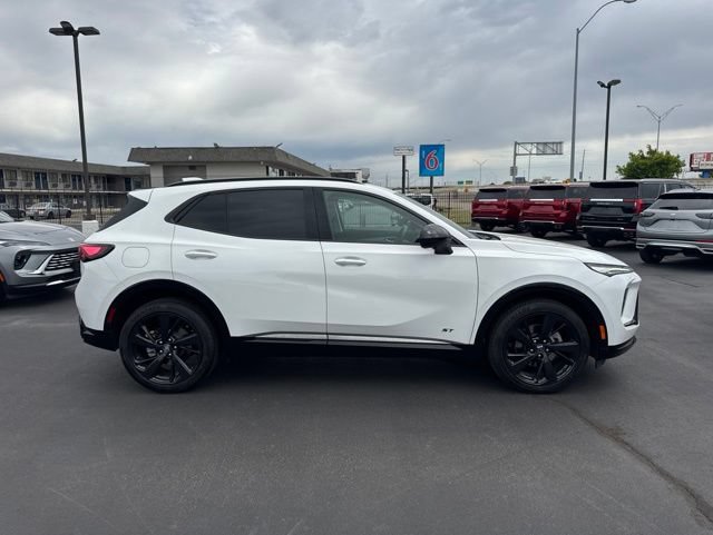 Used 2025 Buick Envision Sport Touring AWD/4WD image 2