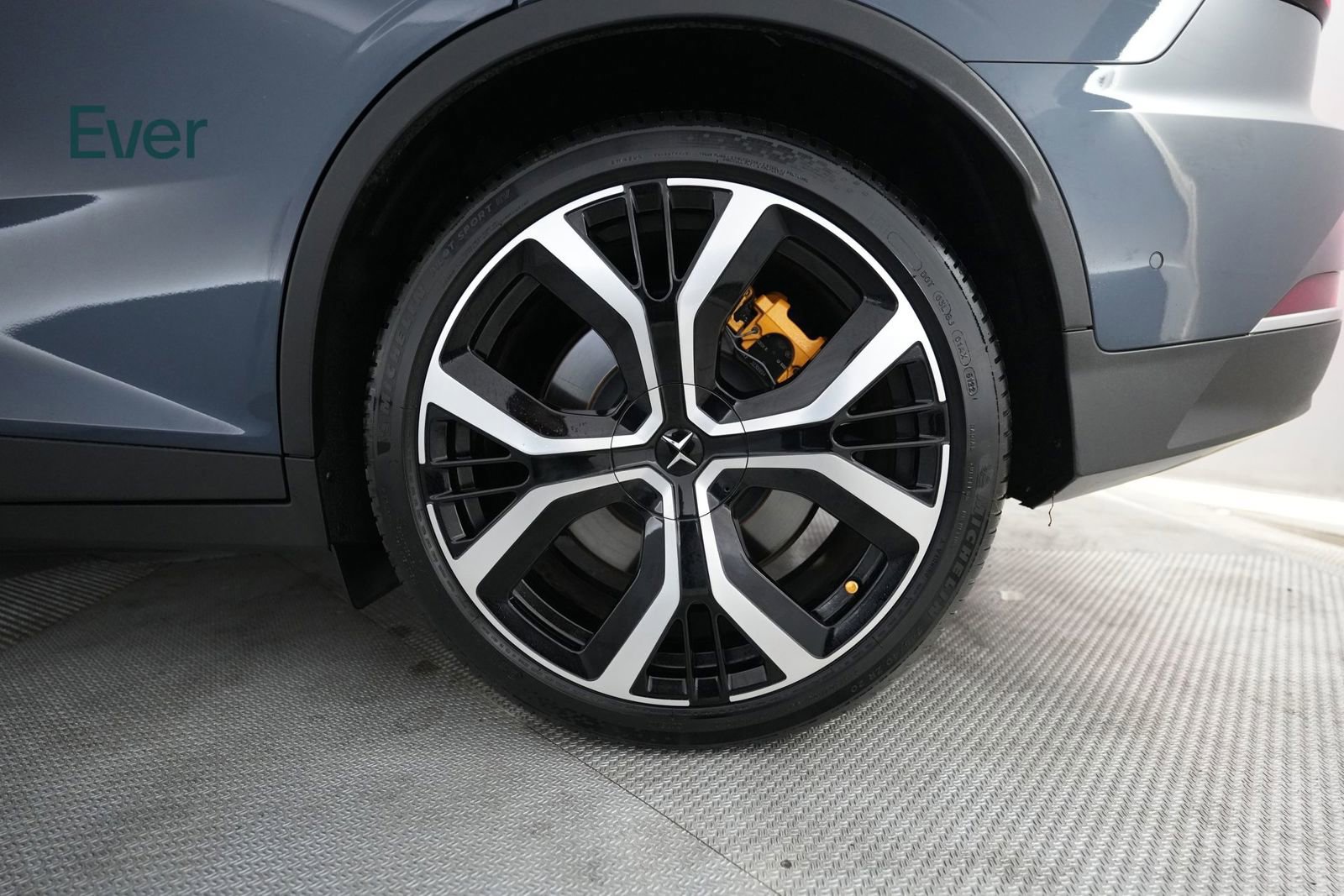 Used 2022 Polestar Polestar 2 w/ Performance Package AWD/4WD image 9