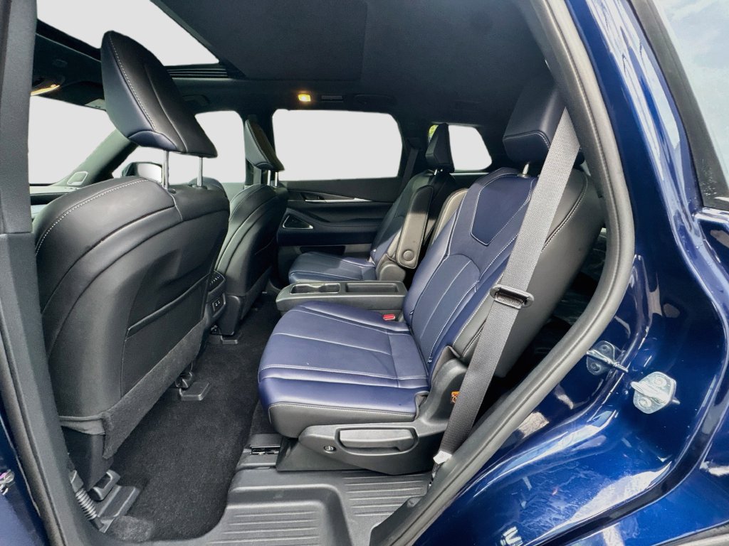 Used 2026 INFINITI QX60 Sport w/ Dark Cargo Package AWD/4WD image 27