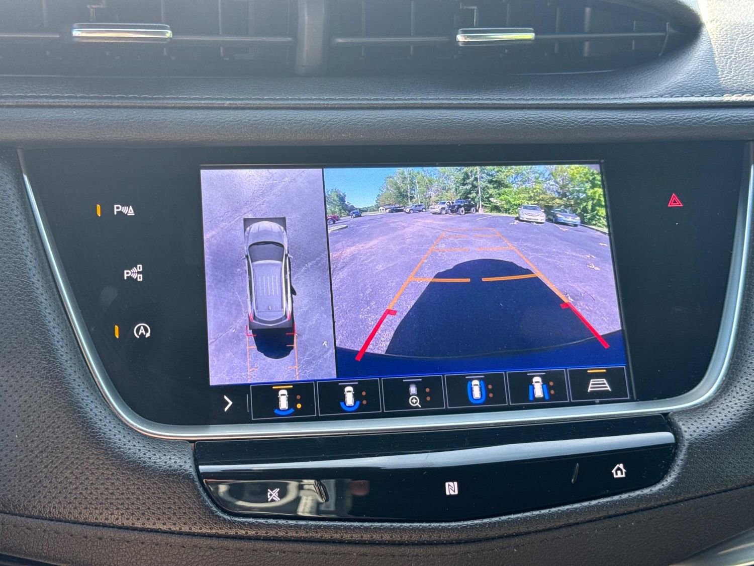 Used 2020 Cadillac XT5 Premium Luxury AWD/4WD image 33