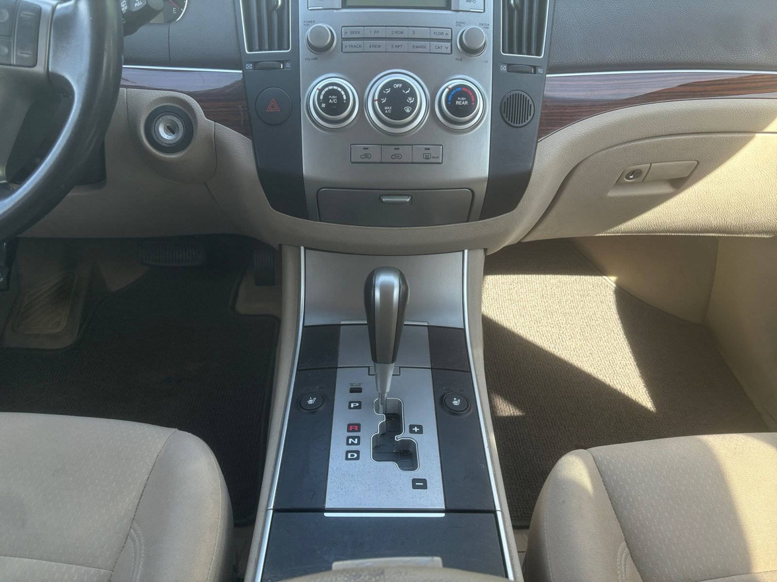 Used 2008 Hyundai Veracruz GLS image 11