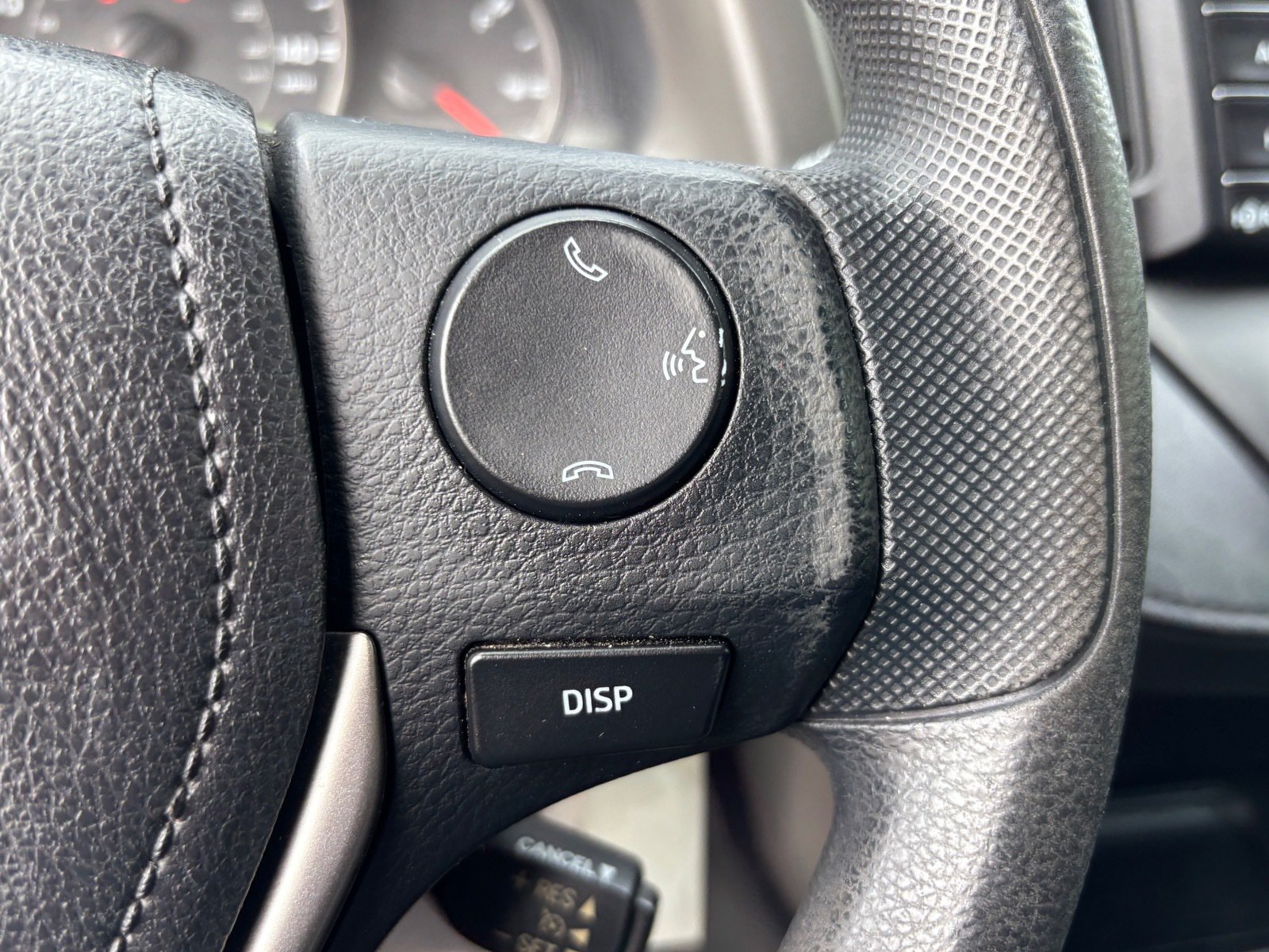 Used 2016 Toyota RAV4 LE AWD/4WD image 23