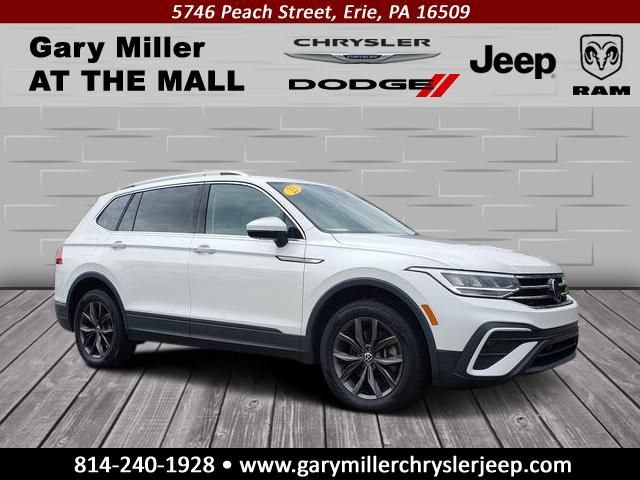 Used 2023 Volkswagen Tiguan SE w/ Panoramic Sunroof Package