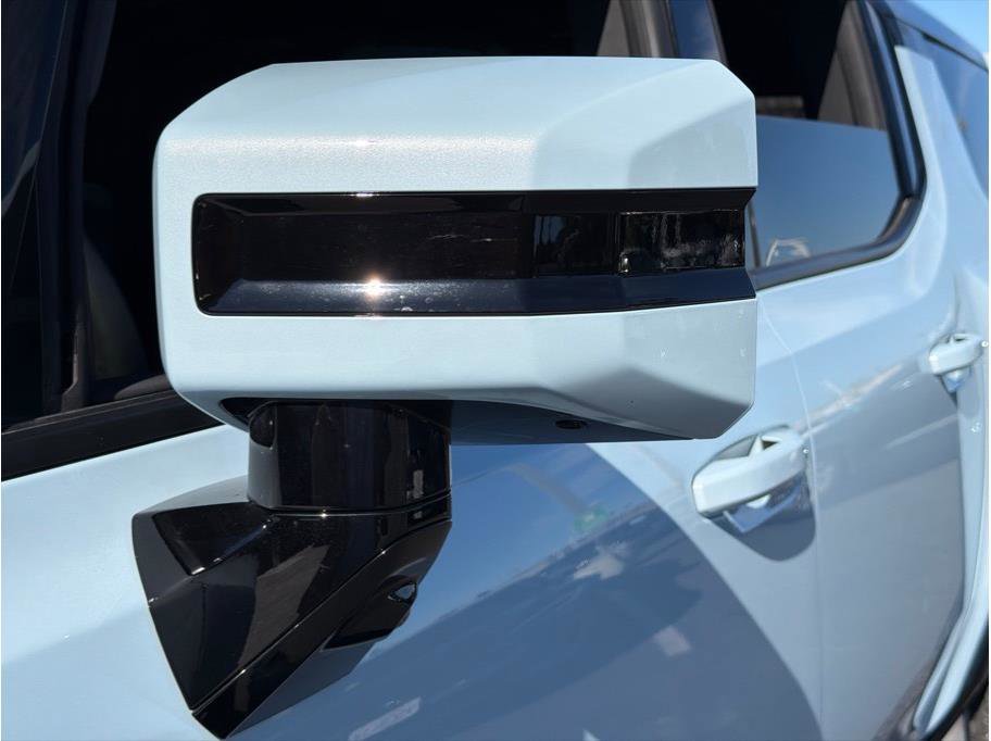Used 2025 GMC Hummer EV 2X image 35
