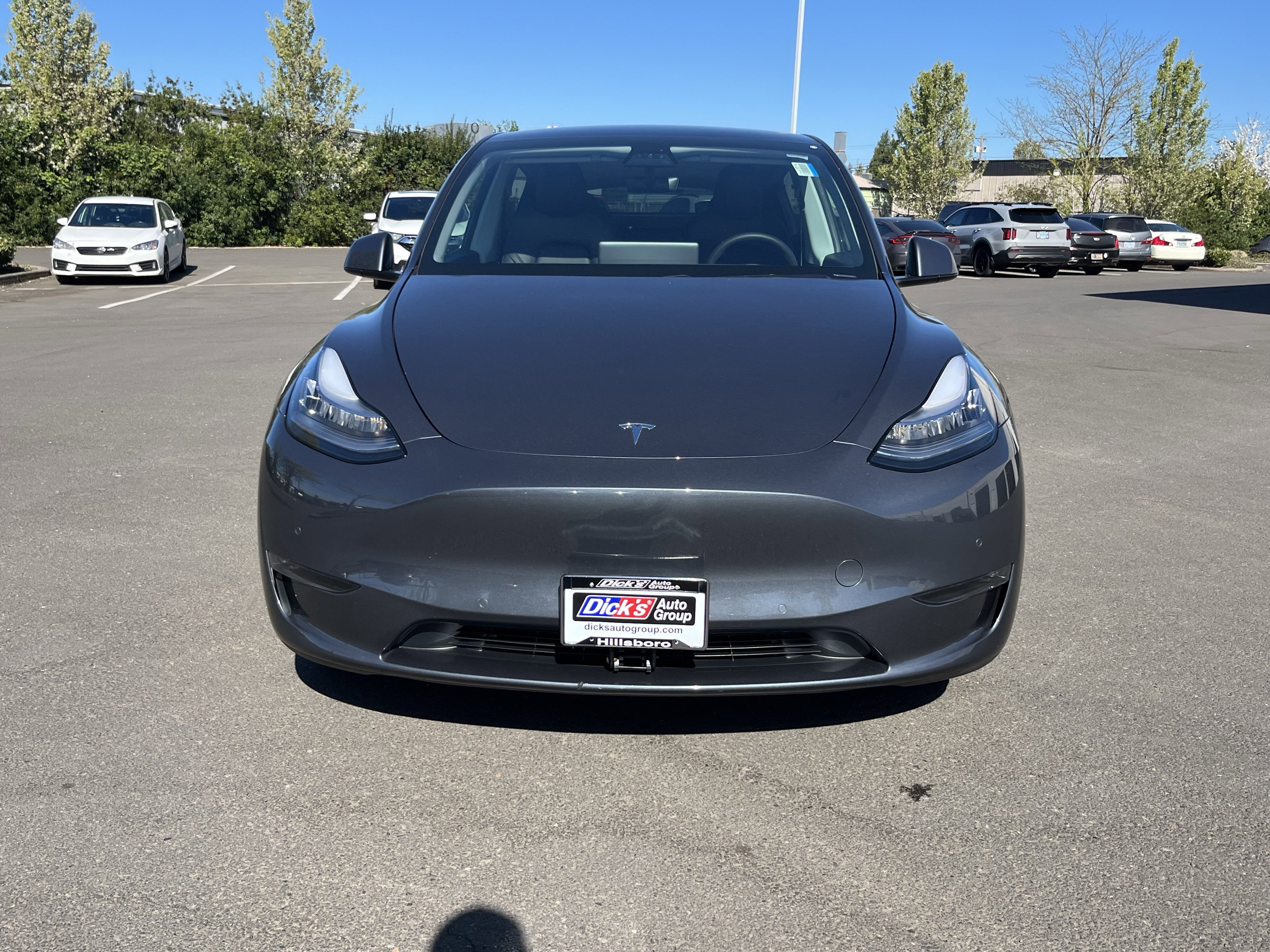 Used 2020 Tesla Model Y Long Range image 8