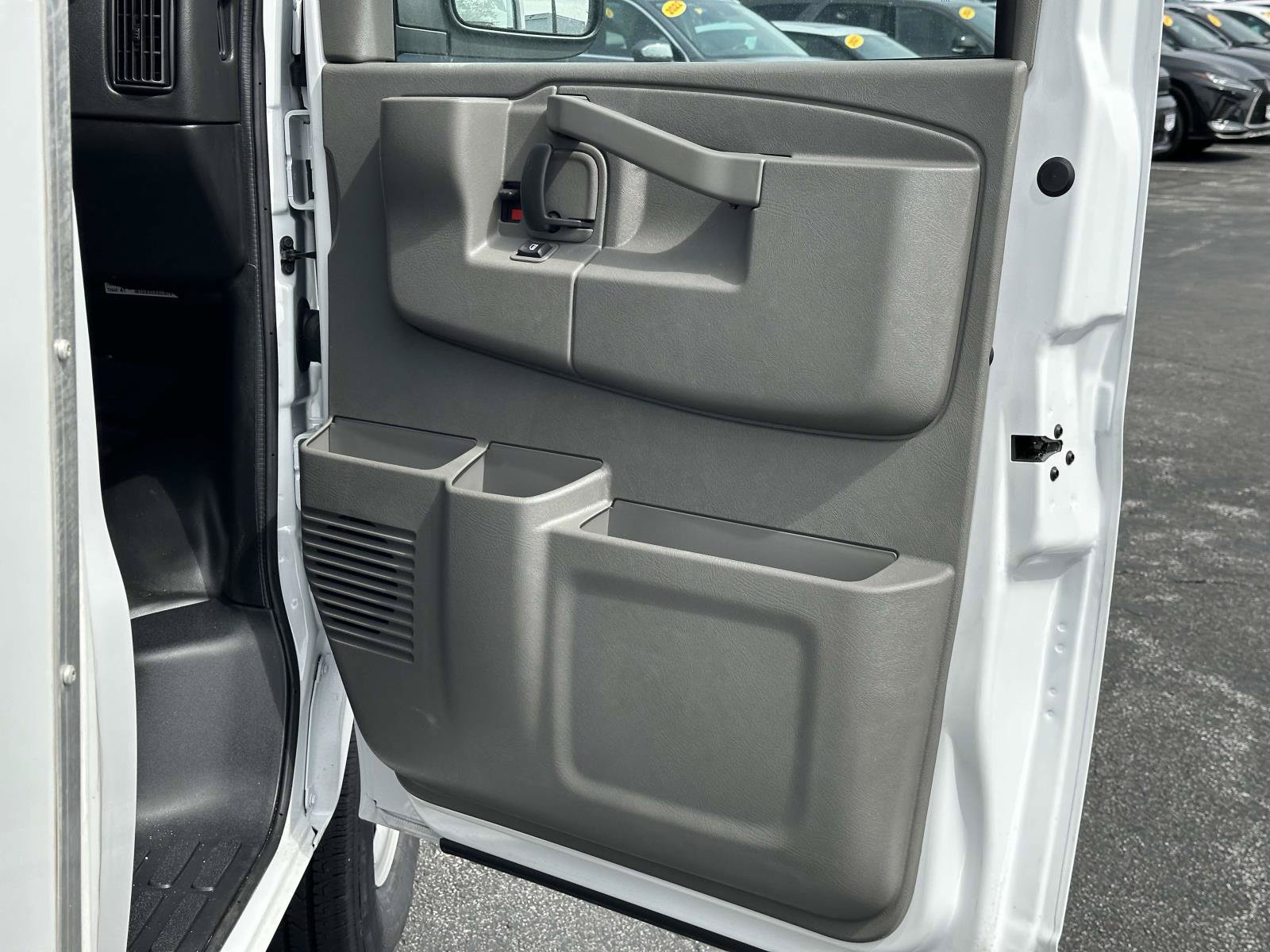 New 2024 Chevrolet Express 3500 w/ Power Convenience Package RWD image 10