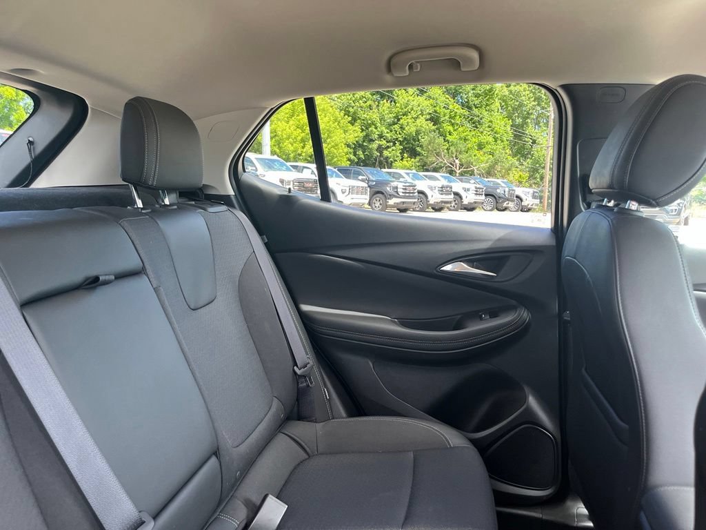 Used 2023 Buick Encore GX Select FWD image 36