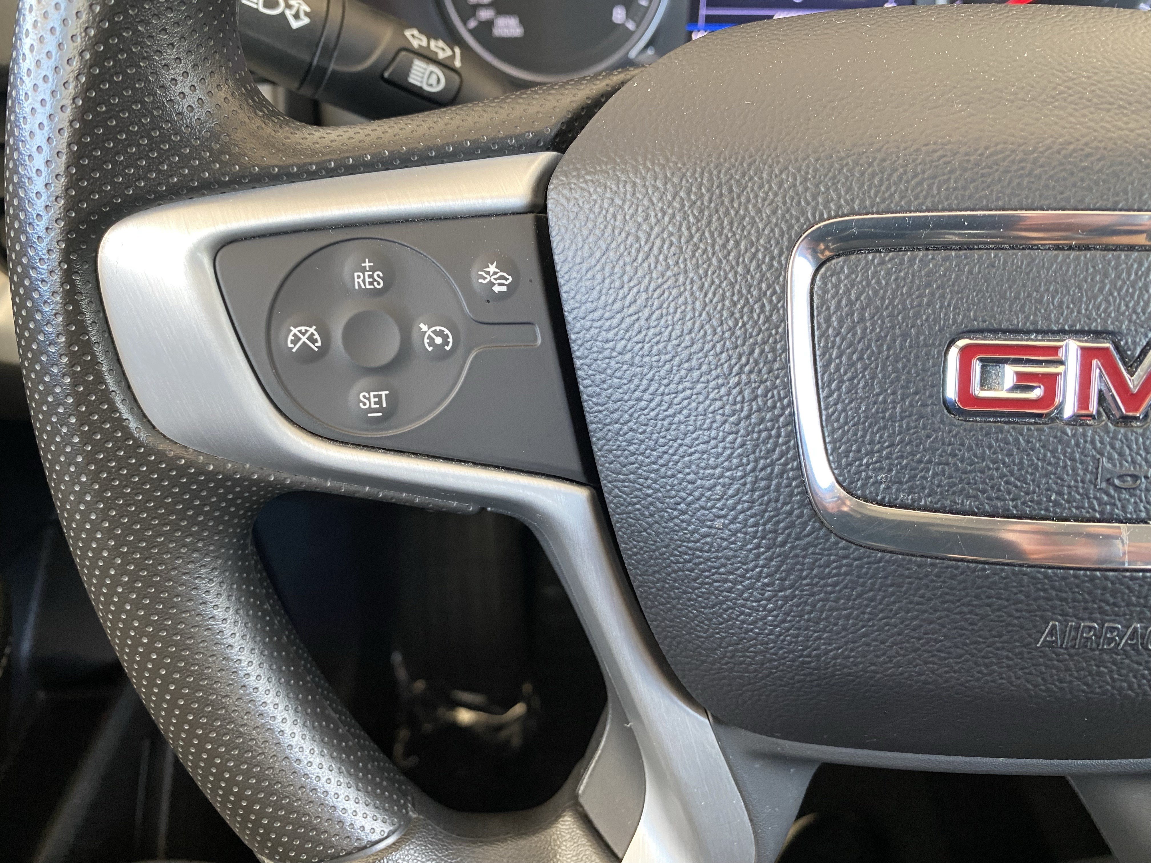 Used 2024 GMC Terrain SLE w/ Driver Convenience Package AWD/4WD image 6