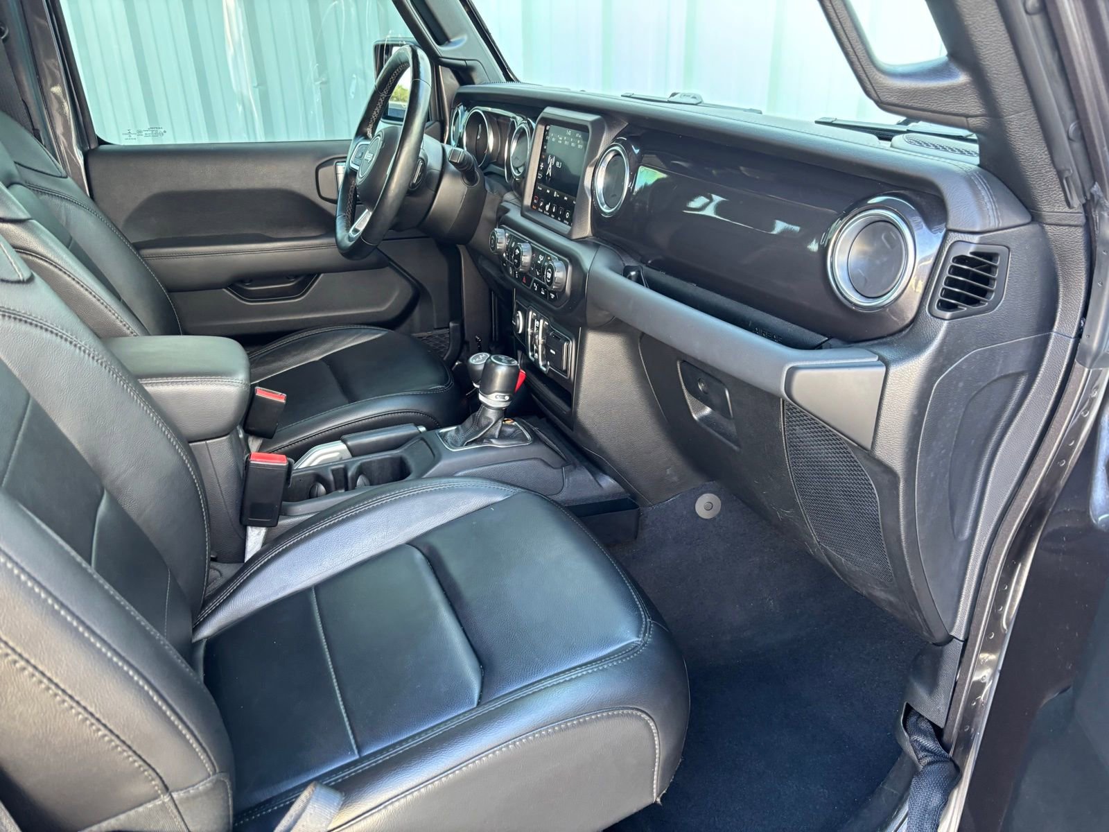 Used 2021 Jeep Wrangler Unlimited Sahara image 31