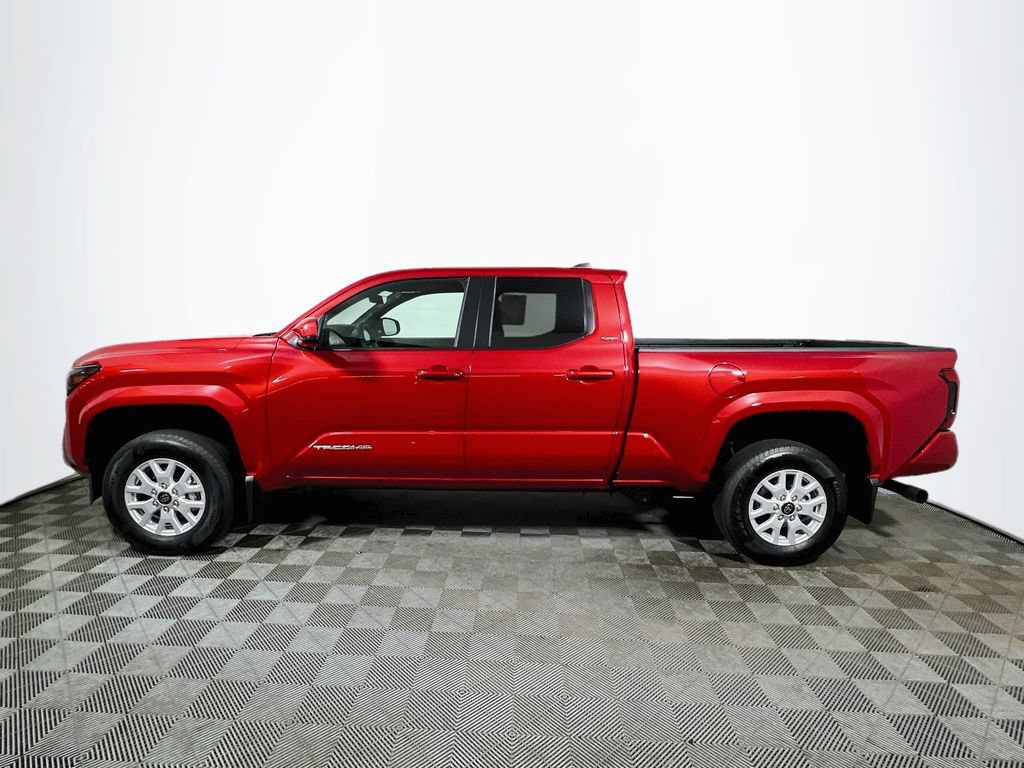 Certified 2026 Toyota Tacoma SR5 AWD/4WD image 4