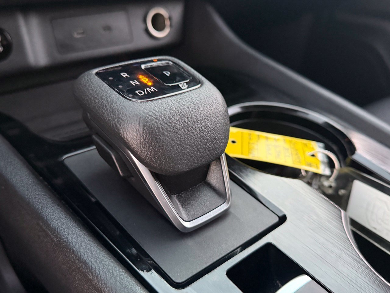Certified 2025 Nissan Rogue SV FWD image 19