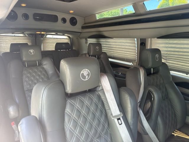 Used 2024 Ford Transit 150 Low Roof AWD image 4