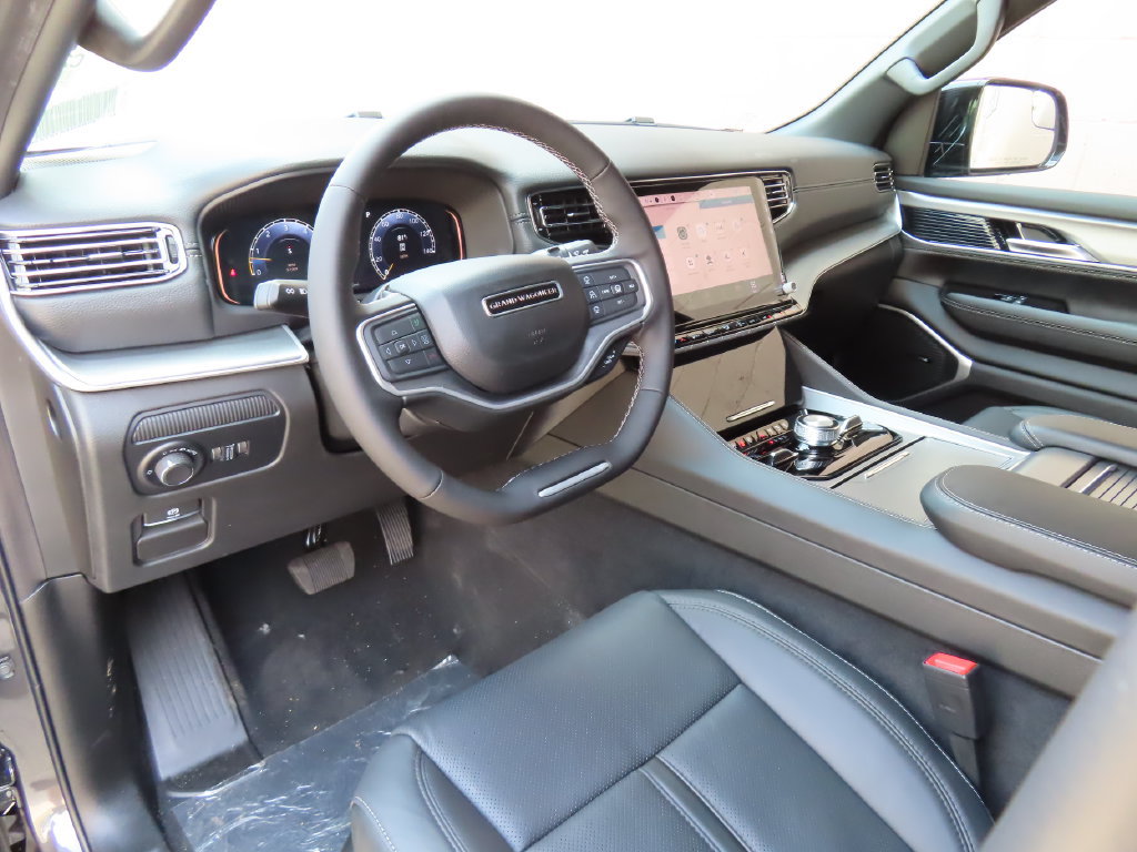 New 2026 Jeep Grand Wagoneer L Limited w/ Convenience Group I AWD/4WD image 22