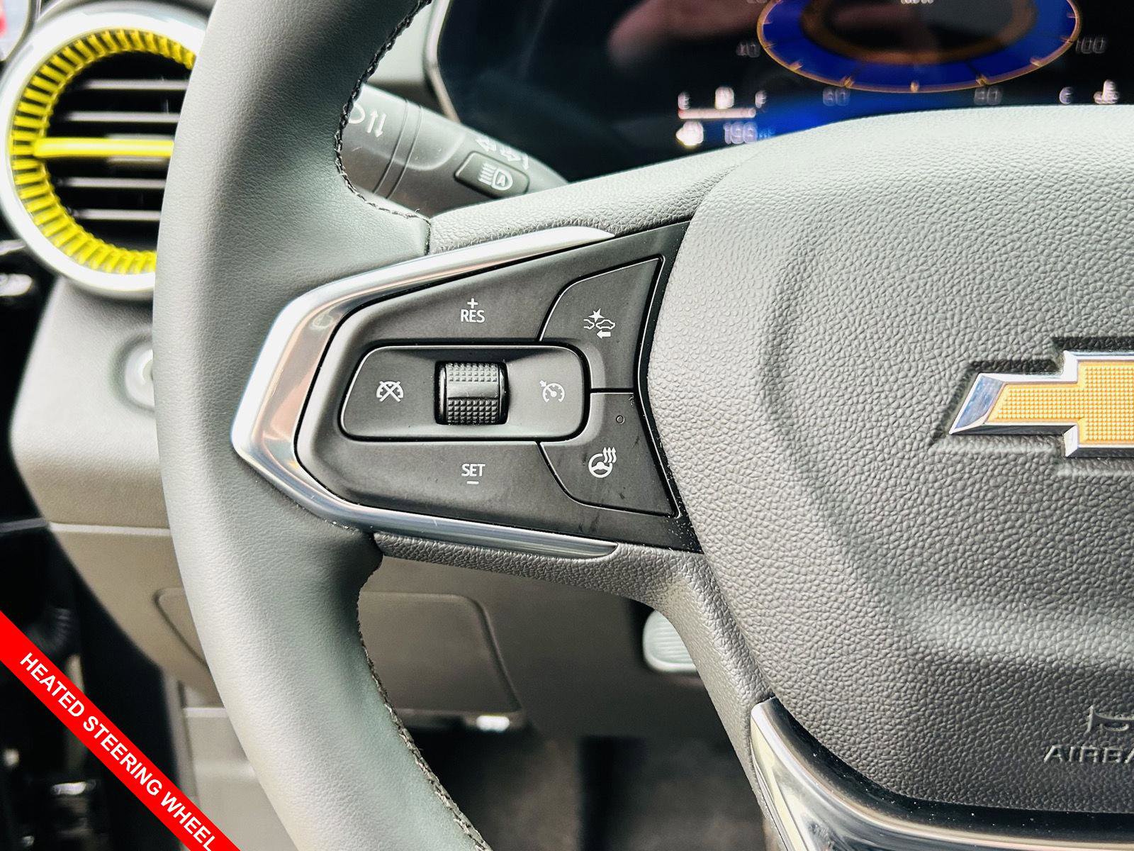 Used 2024 Chevrolet Trax LT w/ Driver Confidence Package image 6