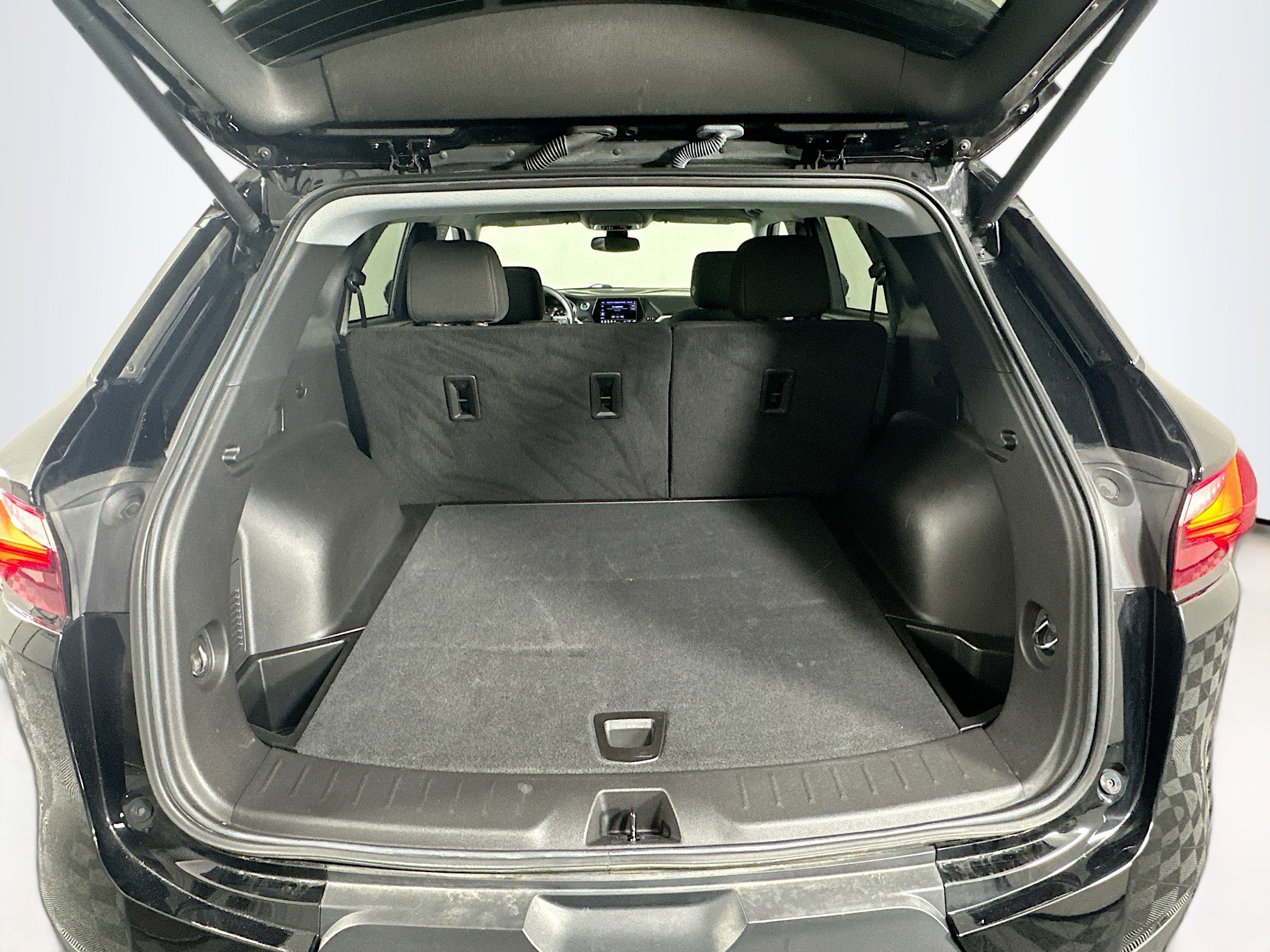 Used 2022 Chevrolet Blazer LT image 30