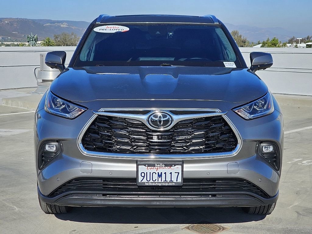 Used 2025 Toyota Highlander Limited image 6