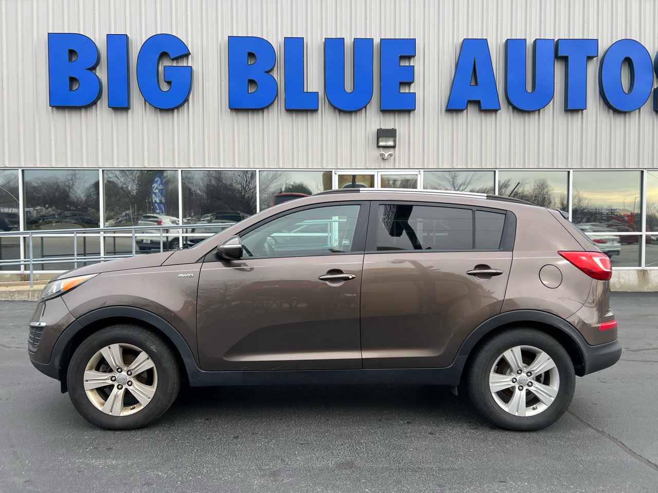 Used 2011 Kia Sportage LX w/ Convenience Pkg image 2