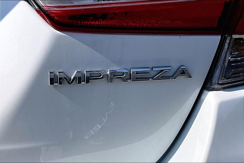 Used 2022 Subaru Impreza 2.0i Premium AWD/4WD image 9