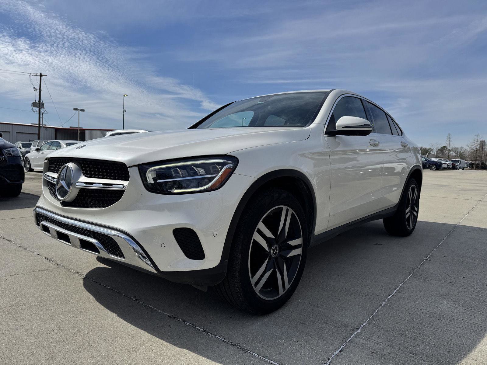 Used 2020 Mercedes-Benz GLC 300 4MATIC Coupe image 3