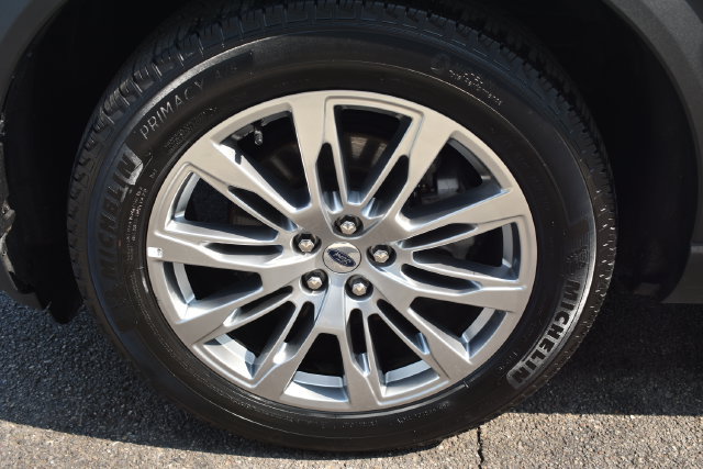 Used 2025 Ford Explorer Active w/ Active Comfort Package AWD/4WD image 50