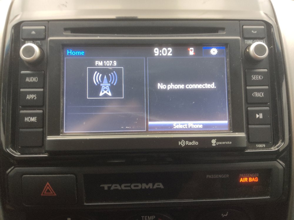 Used 2015 Toyota Tacoma PreRunner w/ SR5 Package RWD image 25