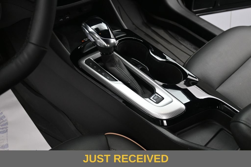 Used 2025 Buick Envista Avenir FWD image 13