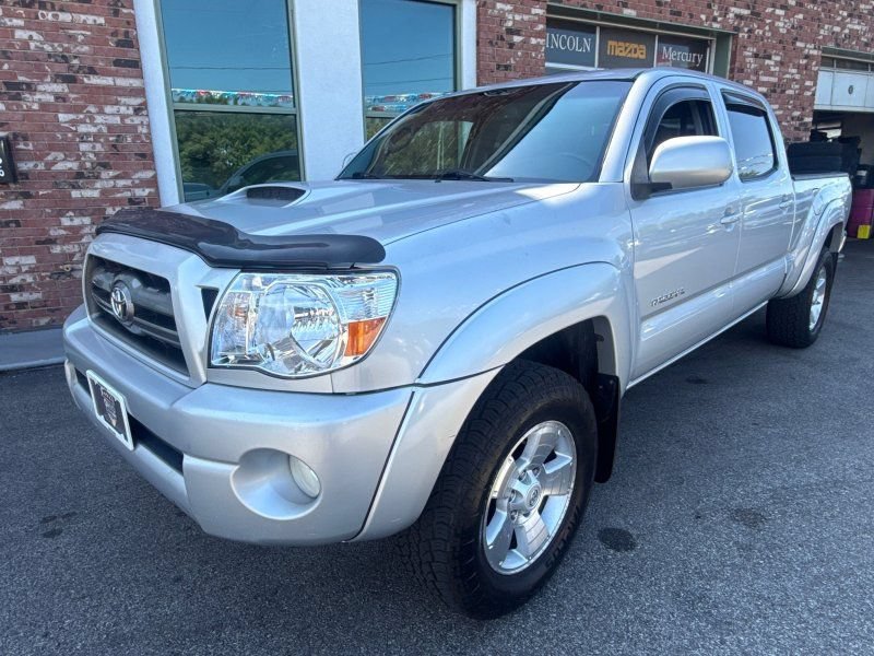 Used 2010 Toyota Tacoma 4x4 Double Cab V6 w/ TRD Sport Pkg