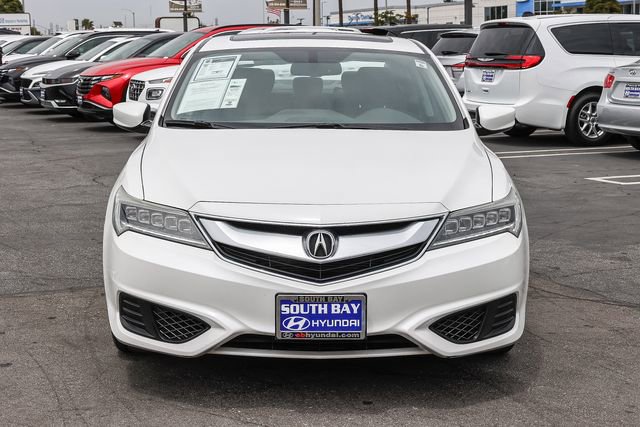 Used 2017 Acura ILX FWD image 2