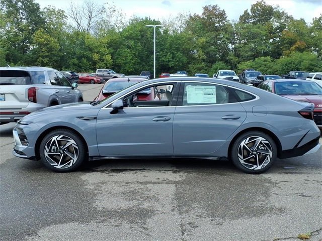 New 2026 Hyundai Sonata SEL image 4