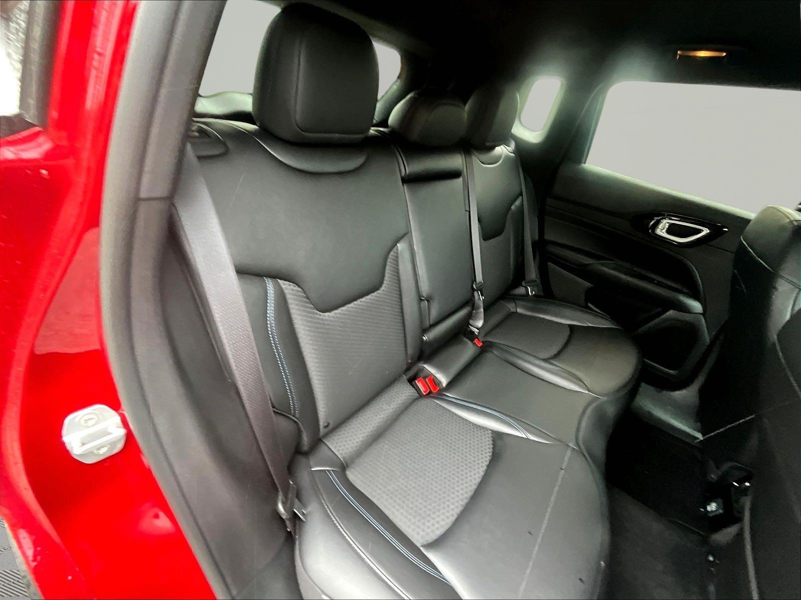 New 2026 Jeep Compass Latitude AWD/4WD image 19
