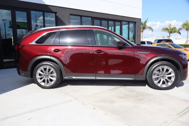 Used 2024 MAZDA CX-90 3.3 Turbo w/ Premium Plus Pkg image 2