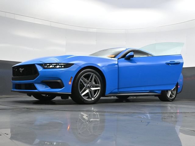Used 2025 Ford Mustang Premium RWD image 46