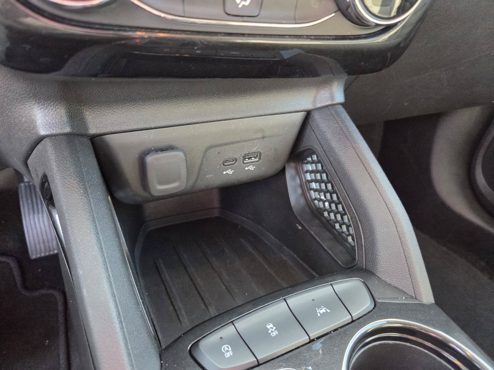 Used 2025 Chevrolet TrailBlazer LT FWD image 23
