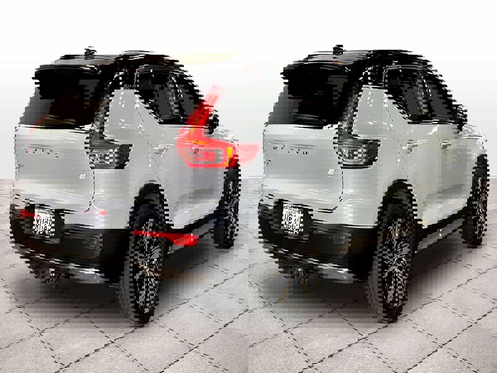 Used 2021 Volvo XC40 P8 Recharge image 14