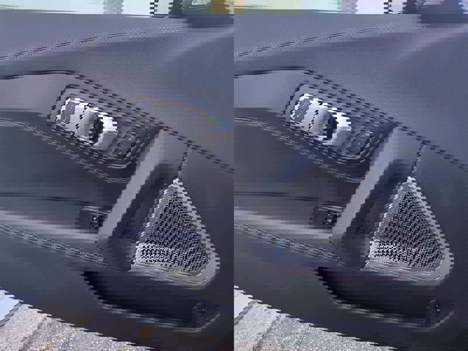 Used 2019 BMW Z4 sDrive30i w/ M Sport Package image 15