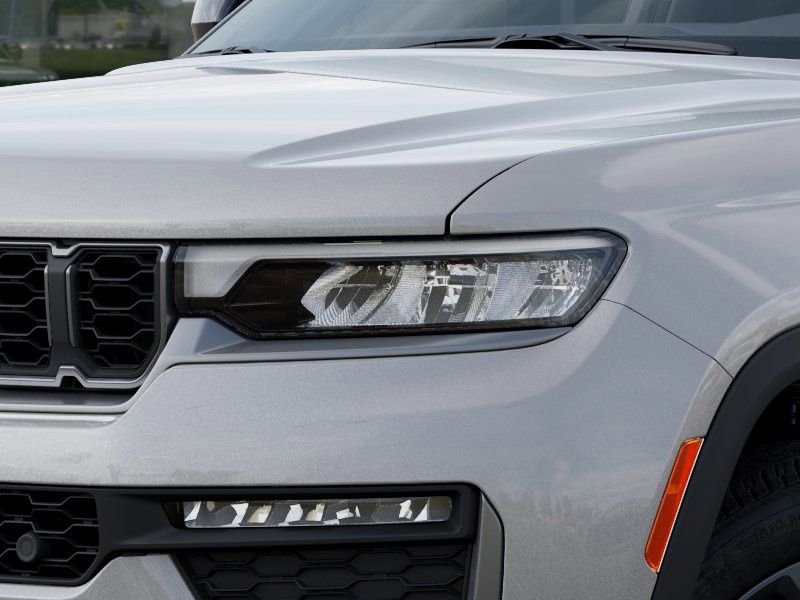New 2026 Jeep Grand Cherokee Limited AWD/4WD image 10