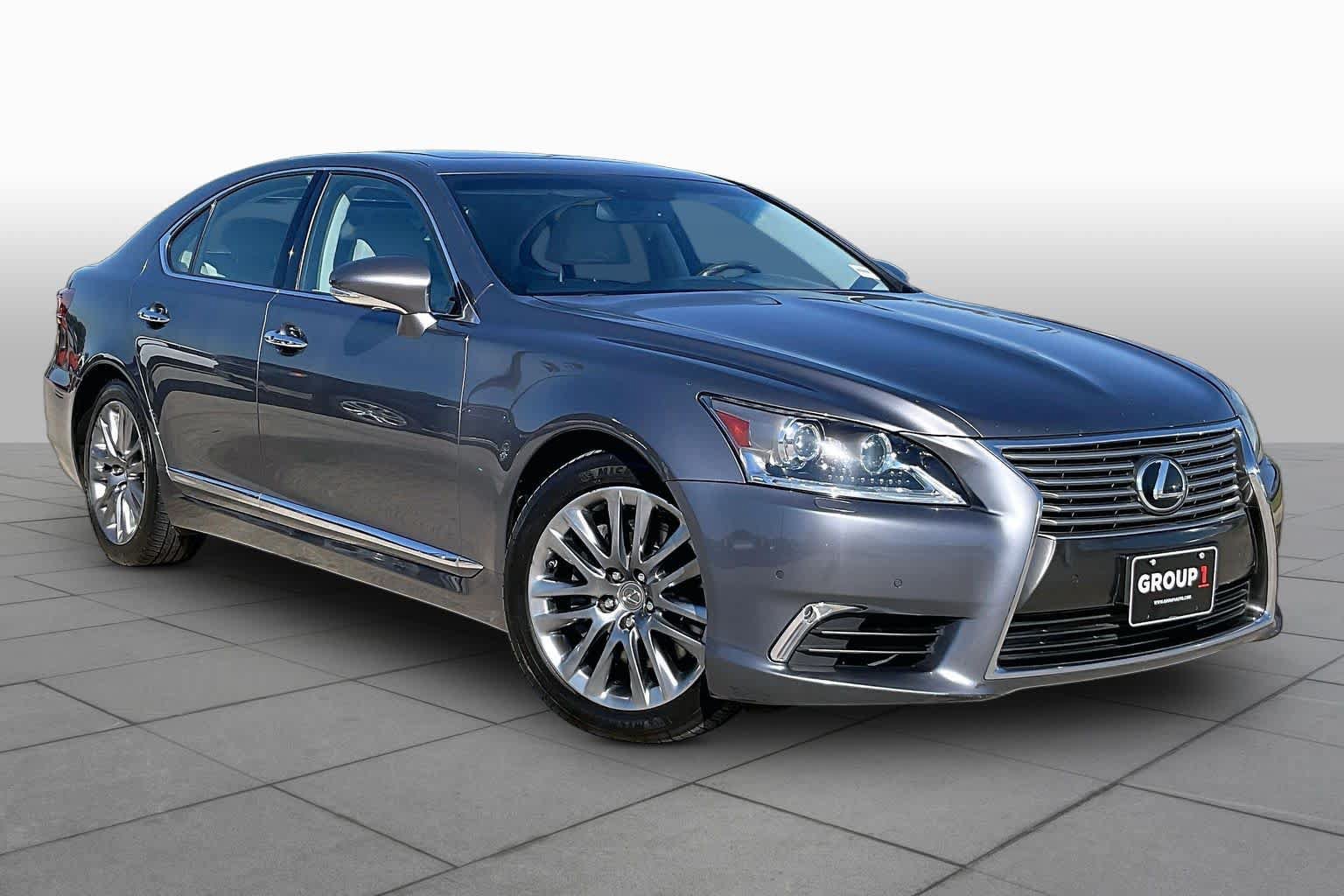 Used 2015 Lexus LS 460 AWD w/ Comfort Package image 3