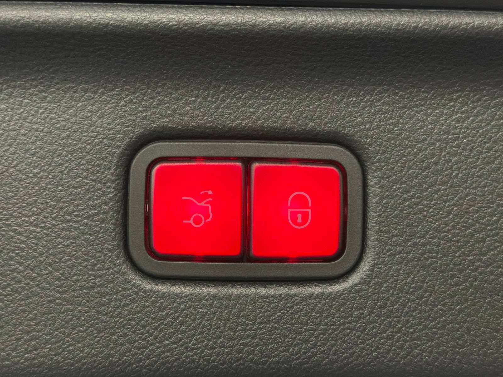Certified 2022 Mercedes-Benz S 500 4MATIC image 17