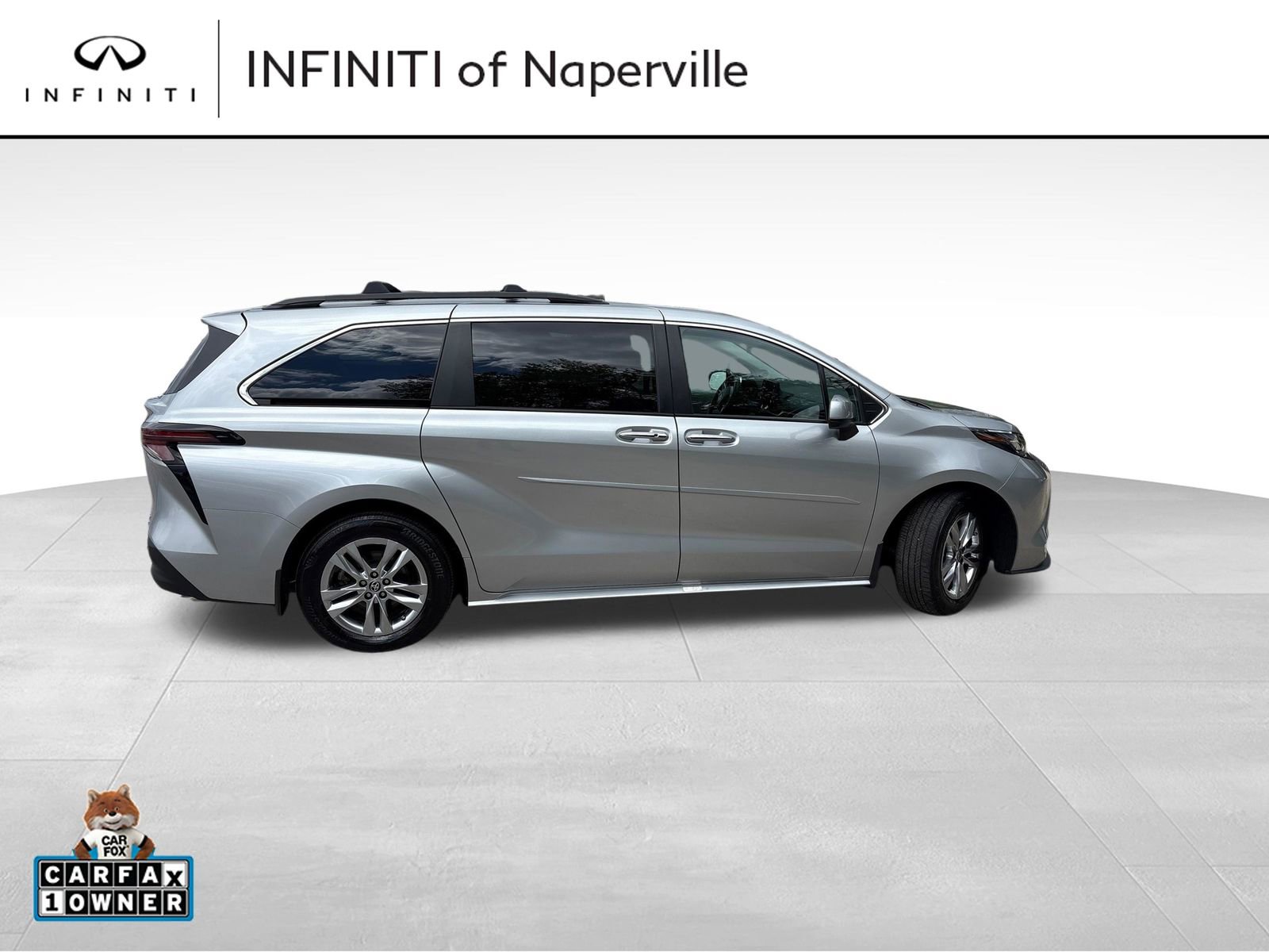 Used 2023 Toyota Sienna XLE w/ XLE Plus Package AWD/4WD image 6