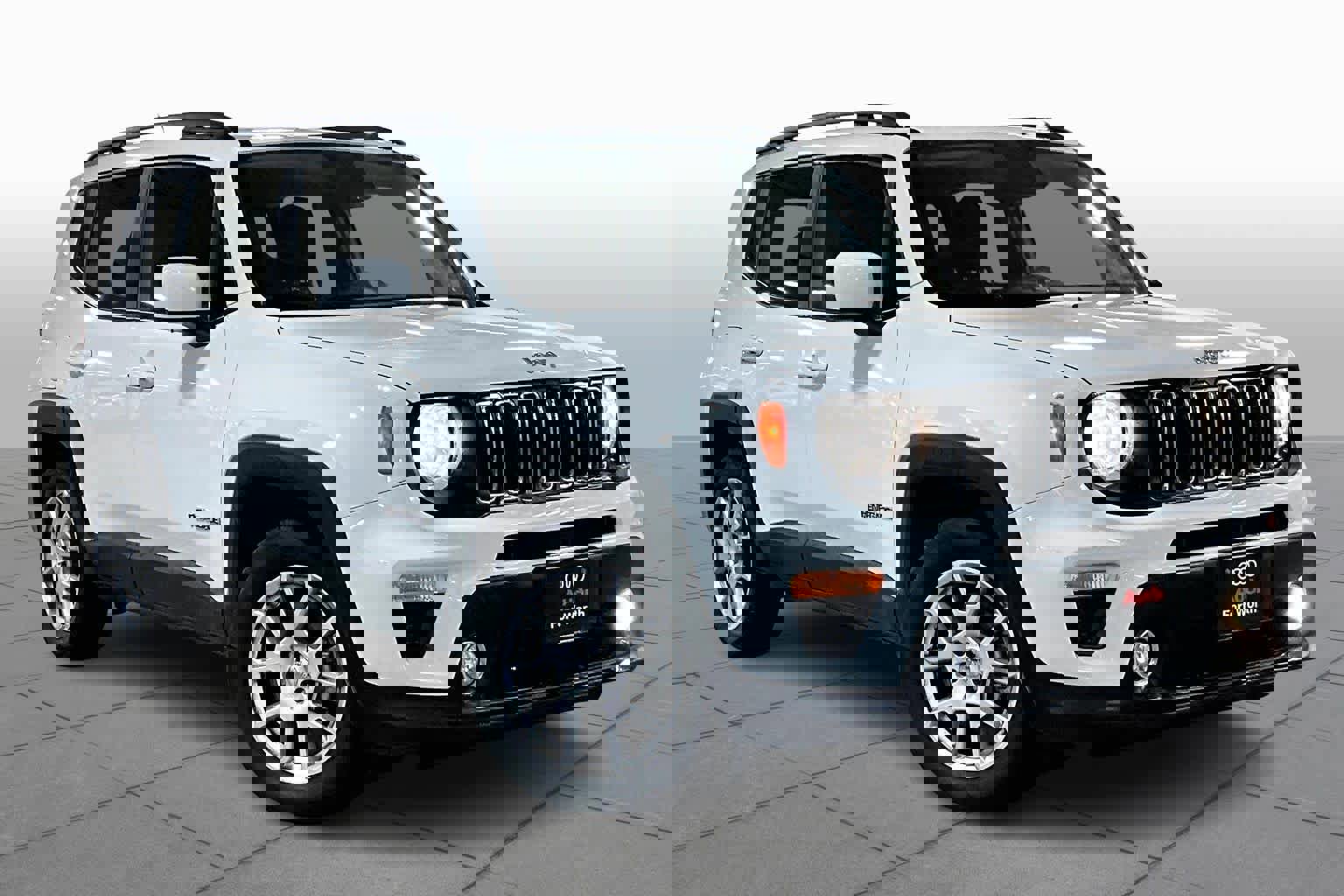 Used 2019 Jeep Renegade Latitude image 2