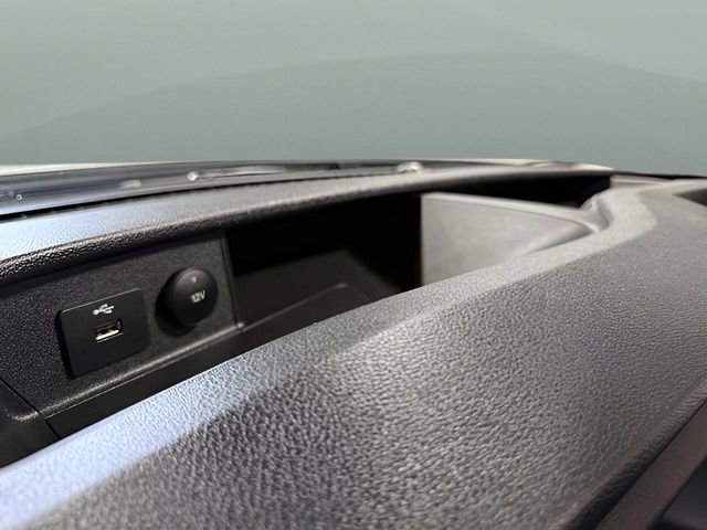 Used 2024 Ford Transit 250 Low Roof AWD w/ Exterior Upgrade Package image 16